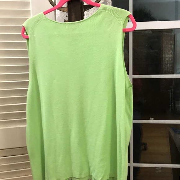 Lord & Taylor sleeveless top. Great lime color; 1X - Picture 4 of 4